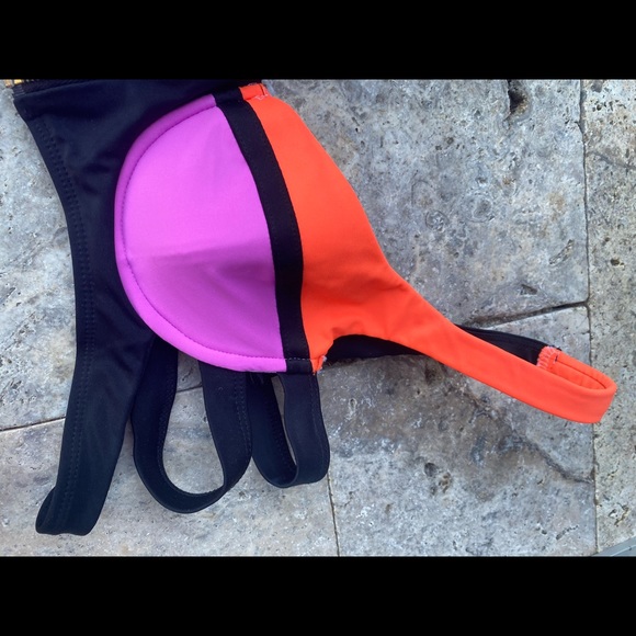 Multi colored bikini - Picture 4 of 4